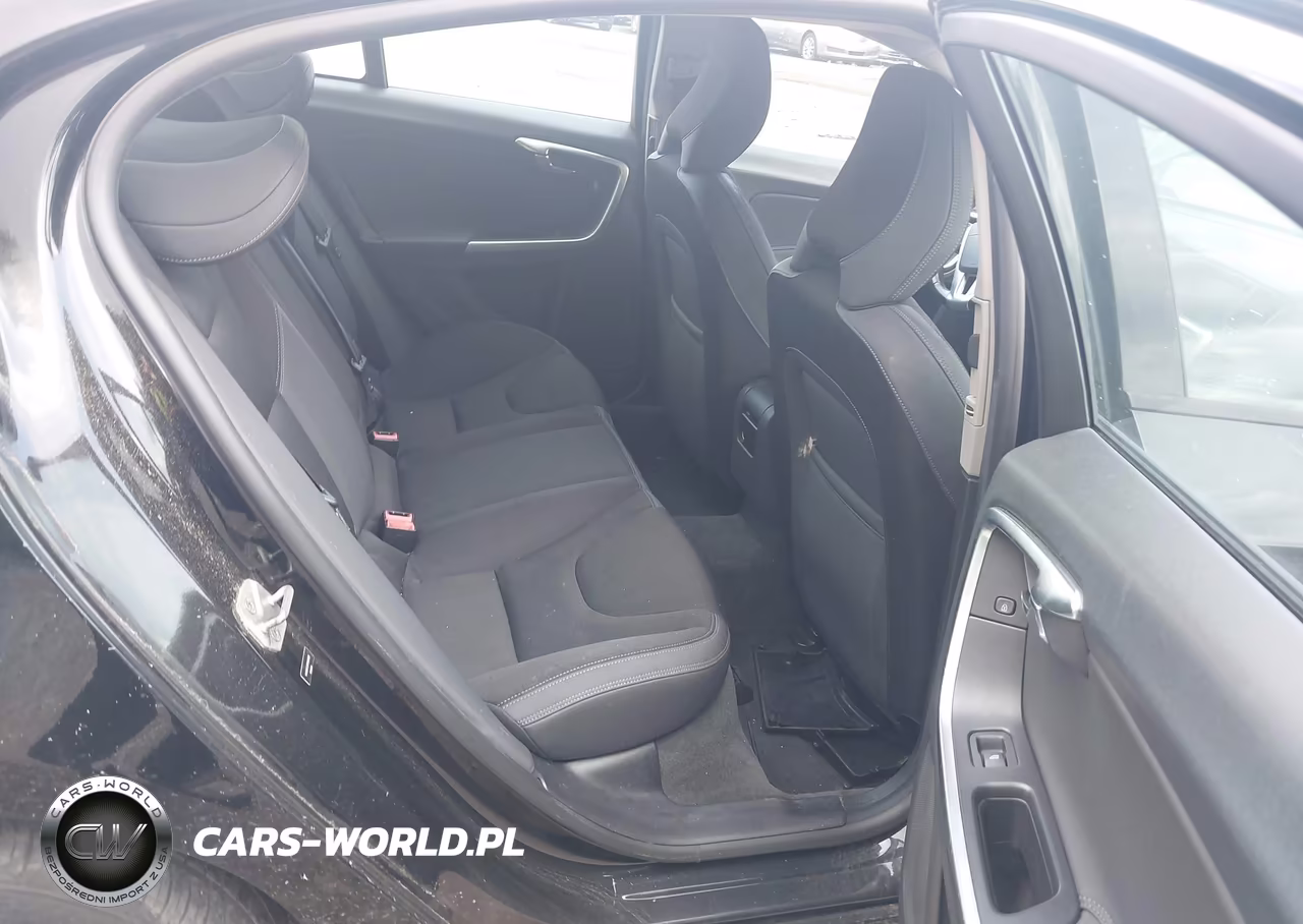 2015 Volvo S60 T5 VIN:YV140MFJ5F1343182 - 8