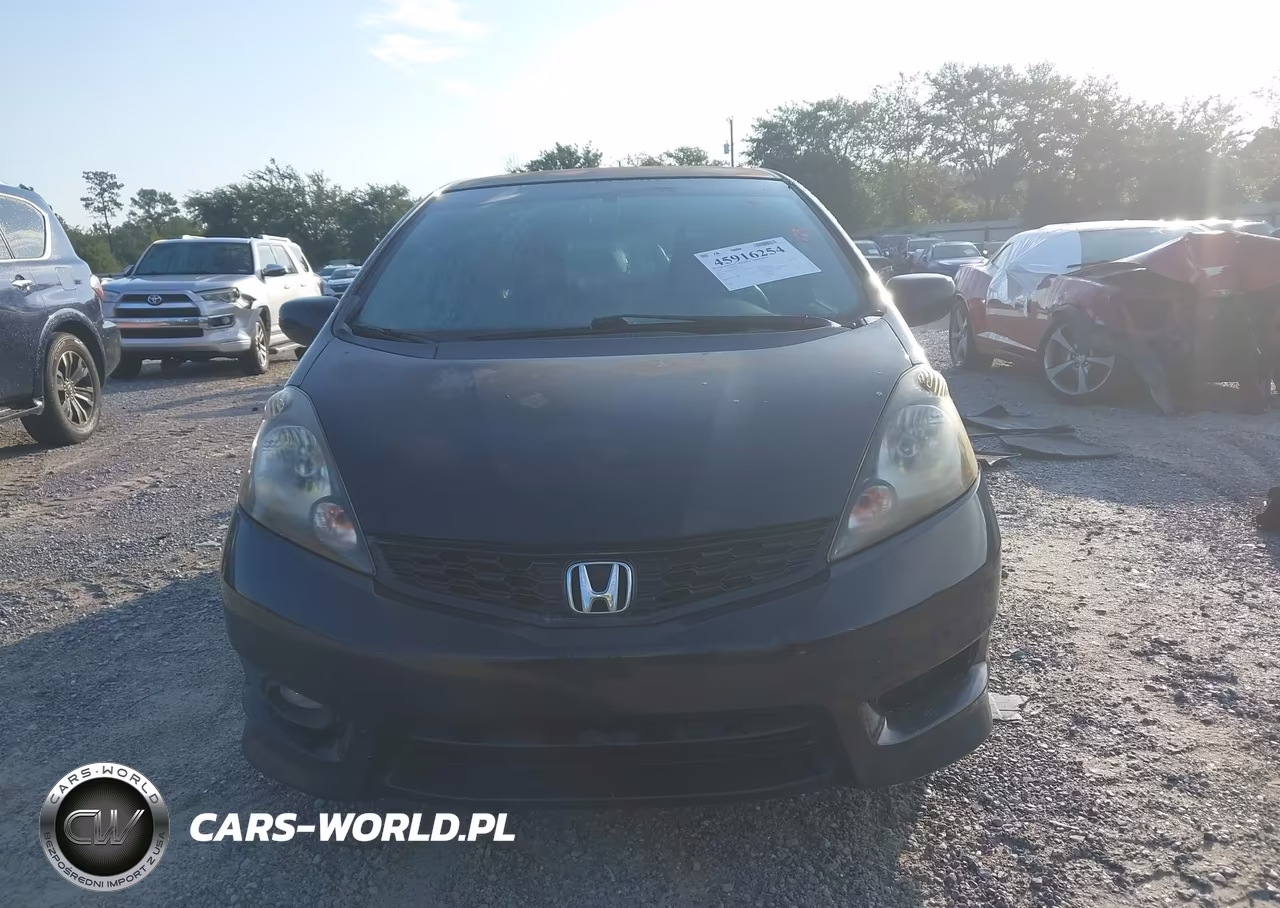2012 Honda Fit Sport VIN:JHMGE8H58CC033182 - 12