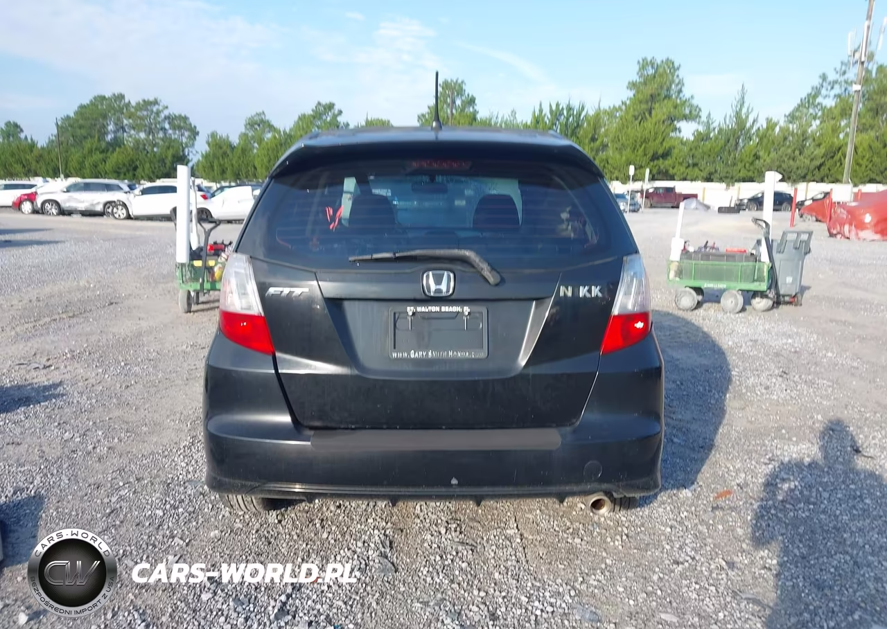 2012 Honda Fit Sport VIN:JHMGE8H58CC033182 - 16