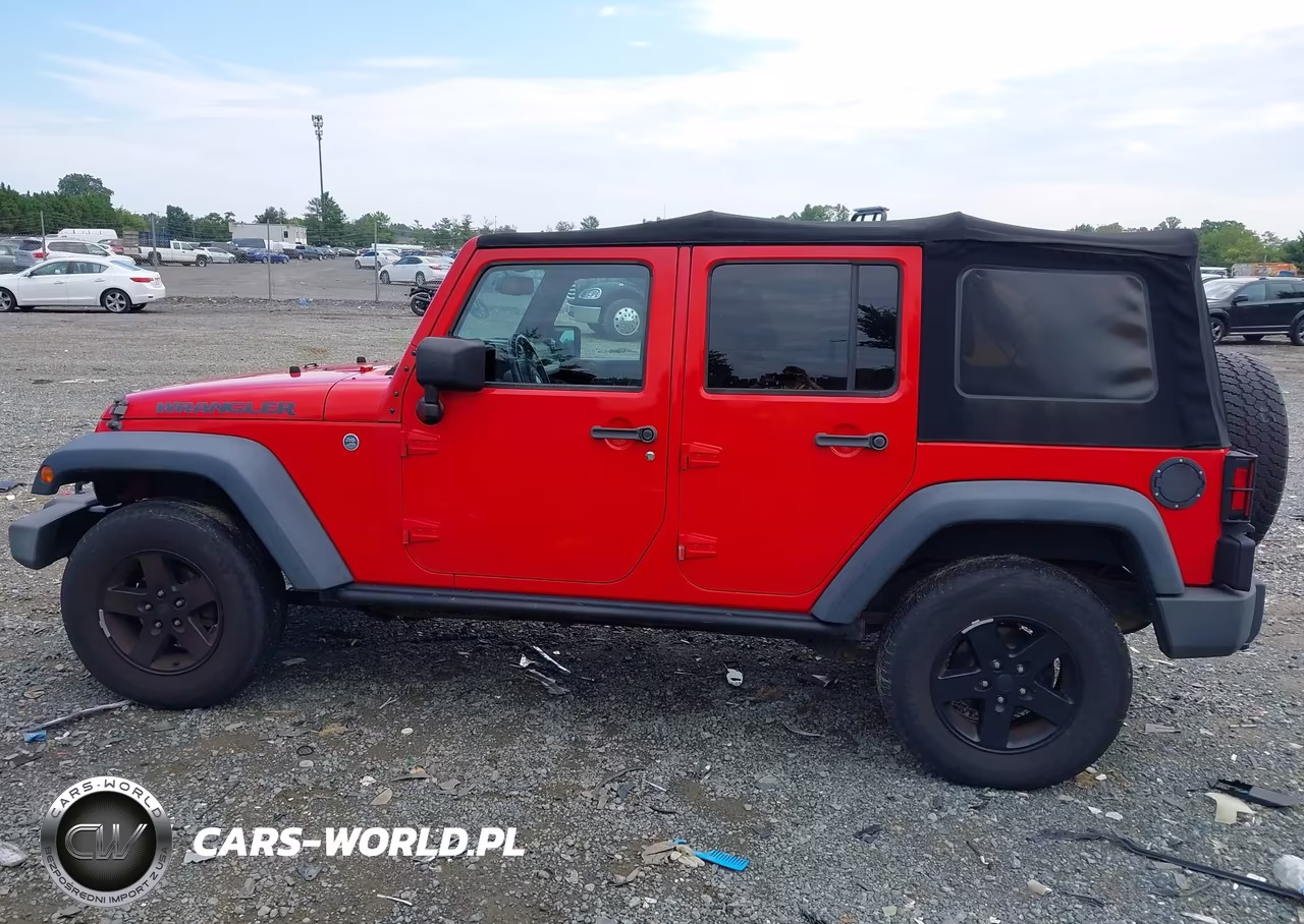 2016 Jeep Wrangler Unlimited Black Bear VIN:1C4BJWDG6GL105022 - 14