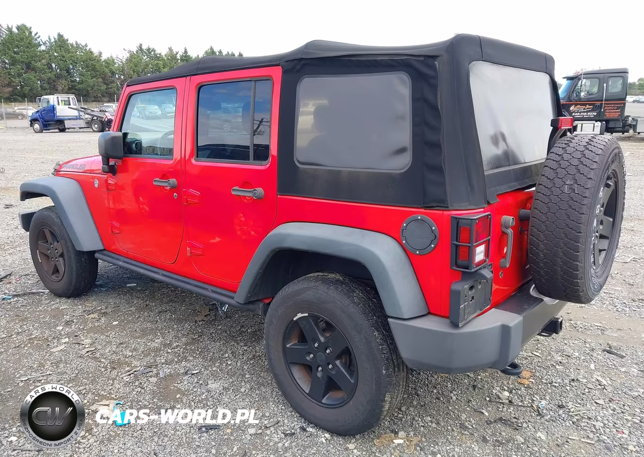 2016 Jeep Wrangler Unlimited Black Bear VIN:1C4BJWDG6GL105022 - 3