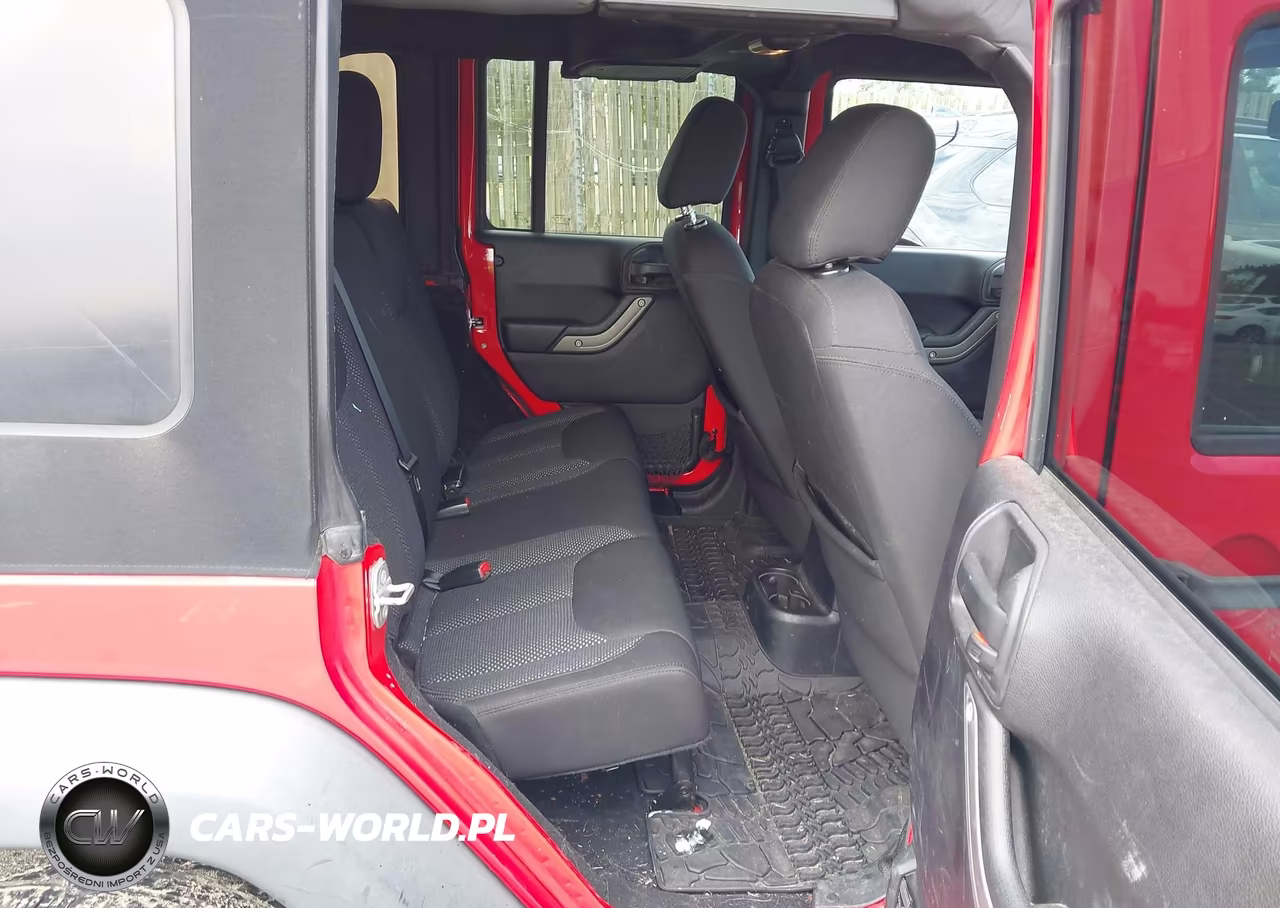 2016 Jeep Wrangler Unlimited Black Bear VIN:1C4BJWDG6GL105022 - 8