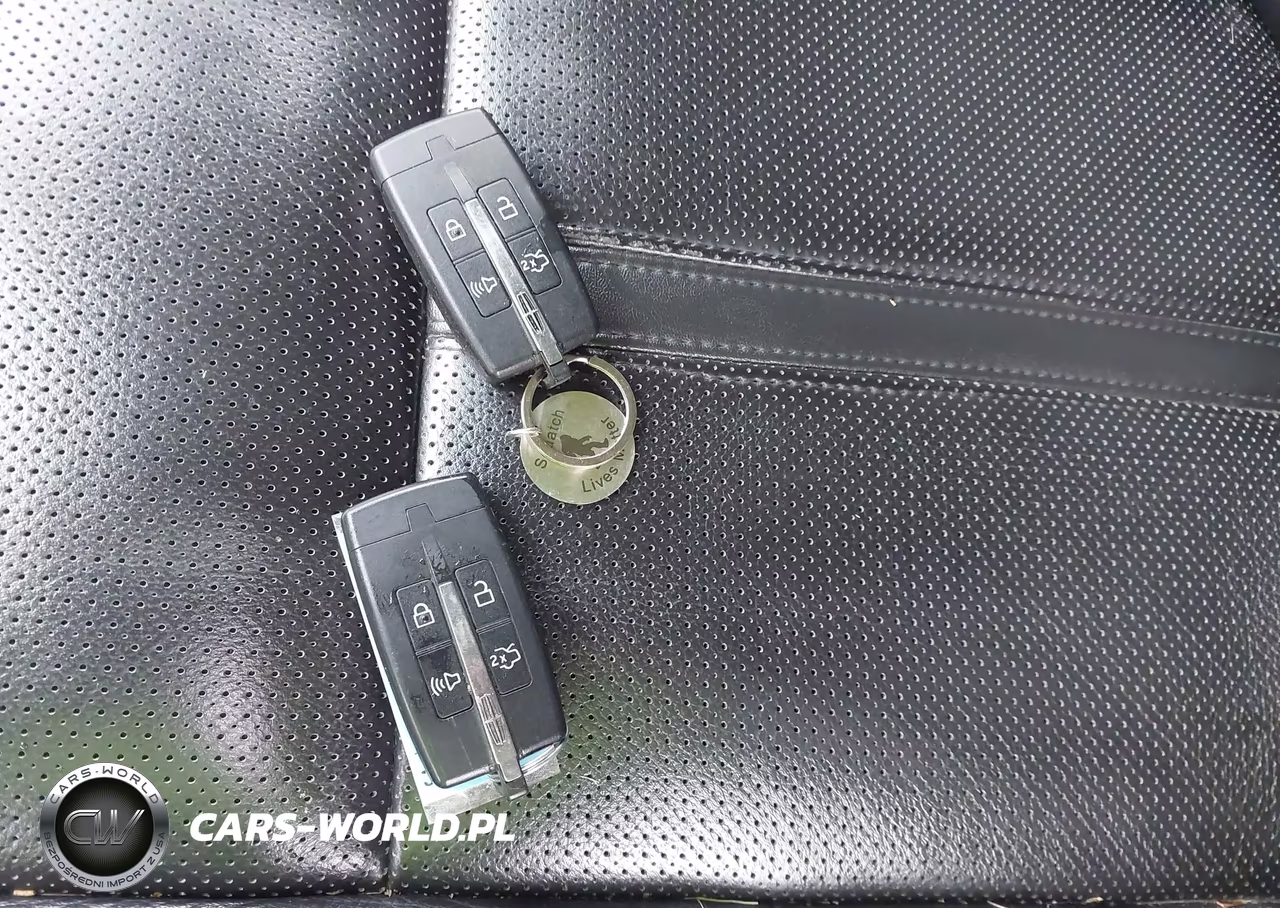 2010 Lincoln Mkt Ecoboost VIN:2LMHJ5AT0ABJ25974 - 11