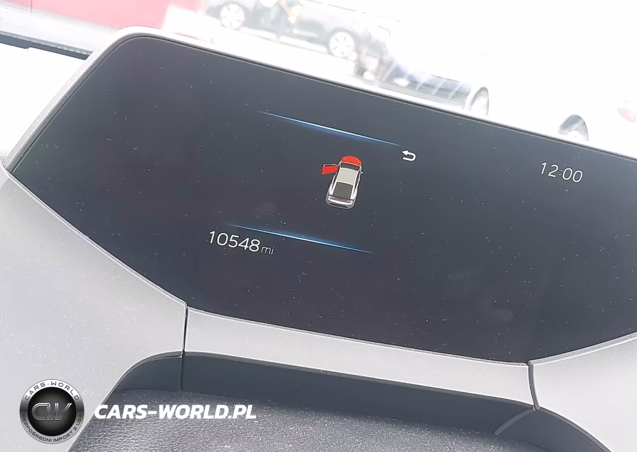 2026 Toyota Prius Le VIN:JTDACAAU3T3075247 - 15