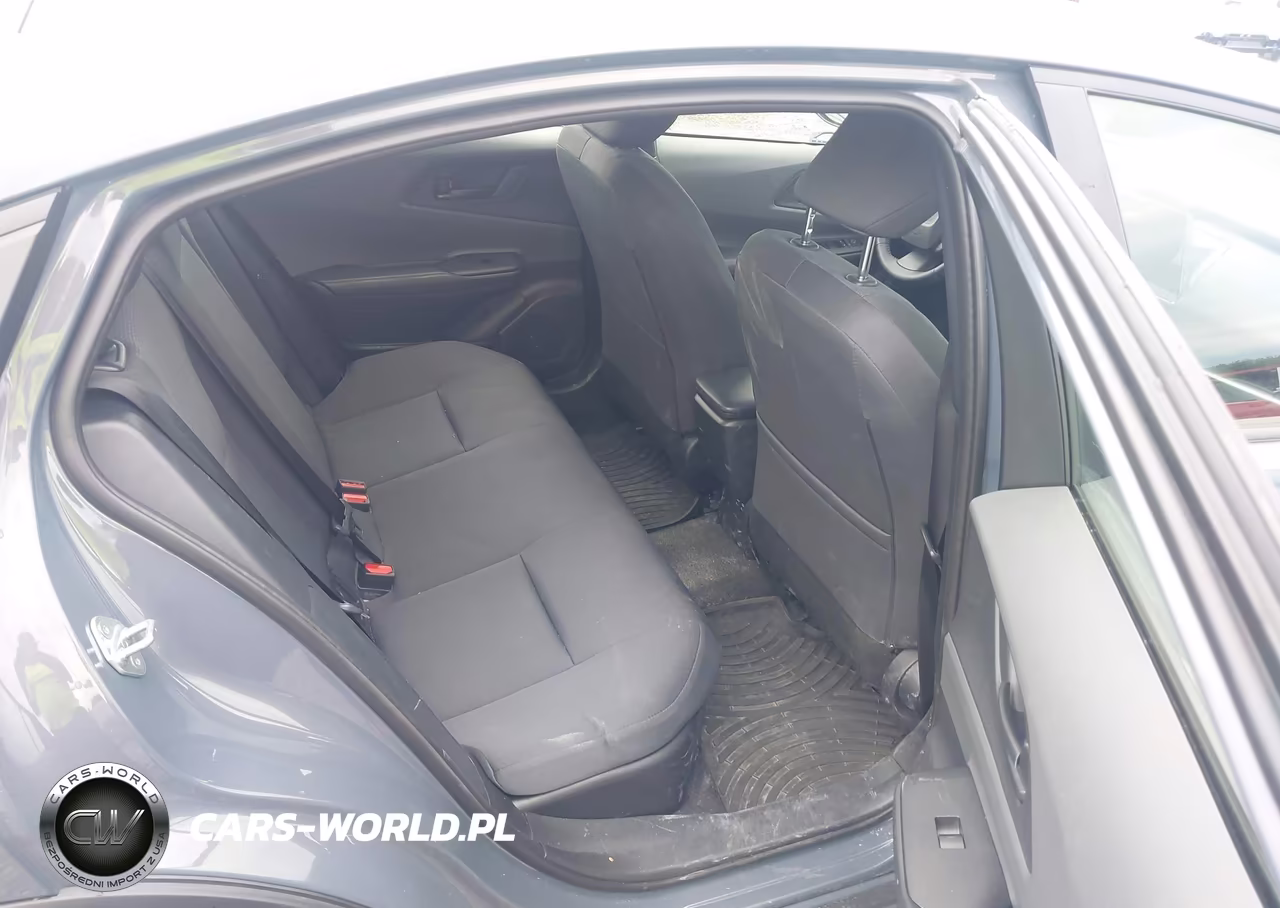 2026 Toyota Prius Le VIN:JTDACAAU3T3075247 - 8