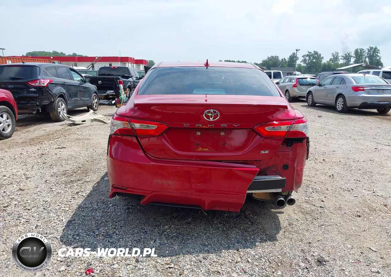 2020 Toyota Camry Se VIN:4T1G11AK6LU313192 - 16
