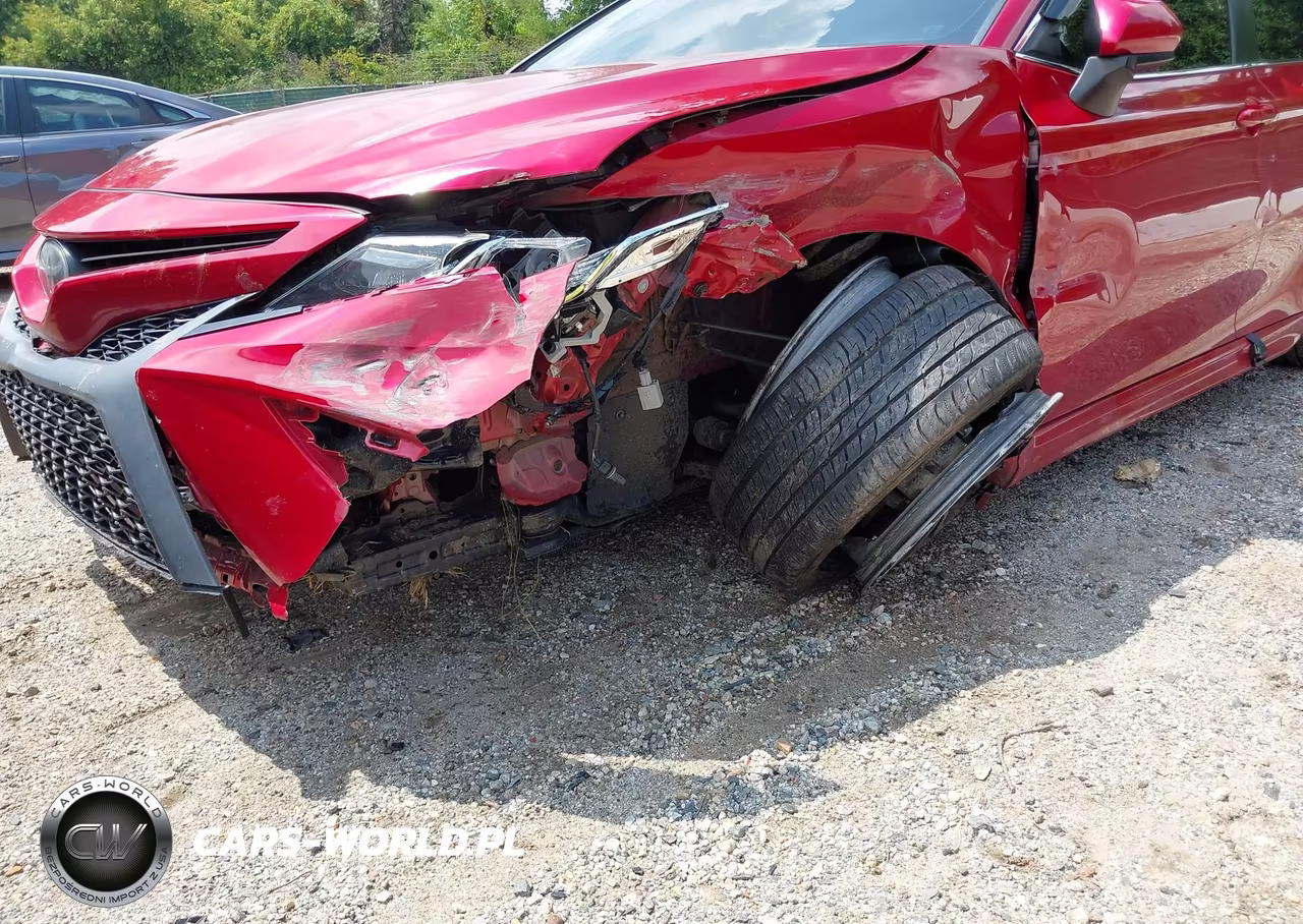 2020 Toyota Camry Se VIN:4T1G11AK6LU313192 - 17