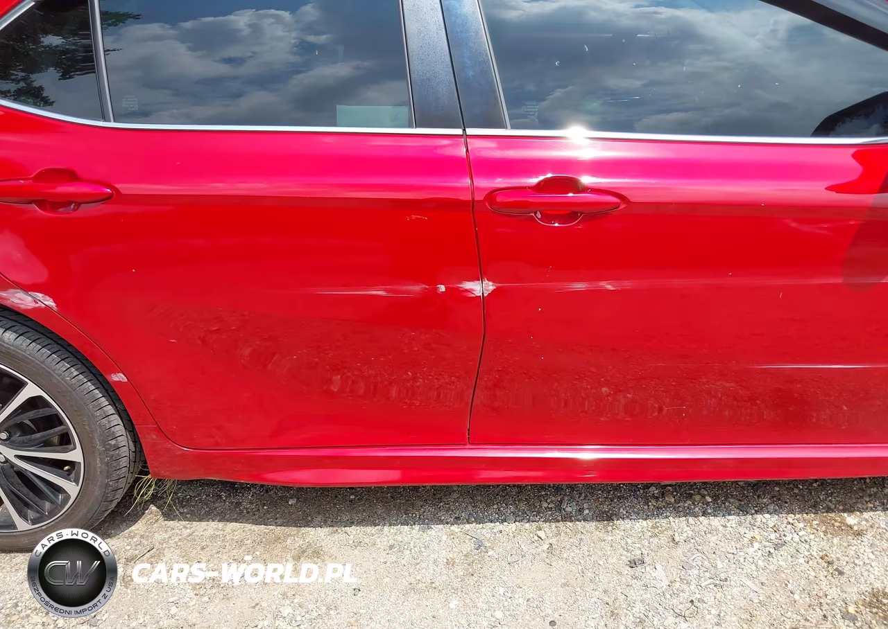2020 Toyota Camry Se VIN:4T1G11AK6LU313192 - 19