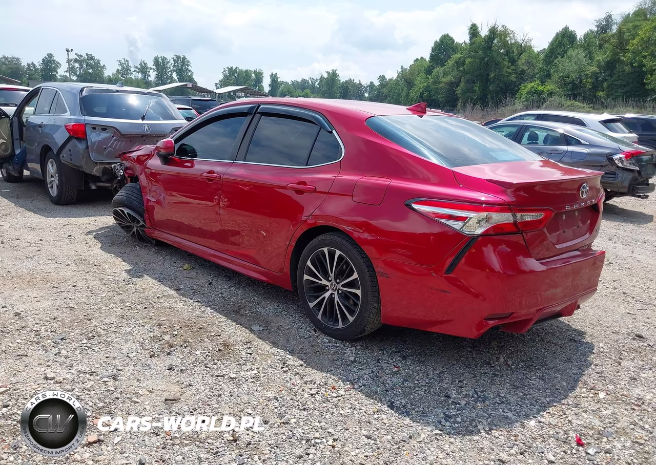 2020 Toyota Camry Se VIN:4T1G11AK6LU313192 - 3
