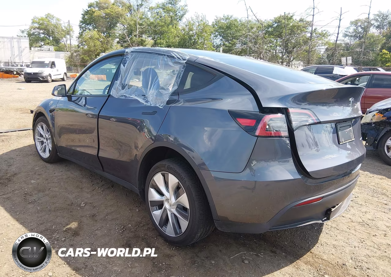 2023 Tesla Model Y Awd-Long Range Dual Motor All-Wheel Drive VIN:7SAYGDEE8PF799499 - 3
