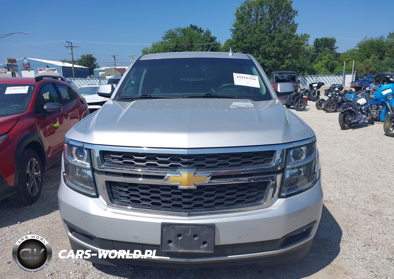 2015 Chevrolet Tahoe Lt VIN:1GNSKBKC4FR744024 - 12