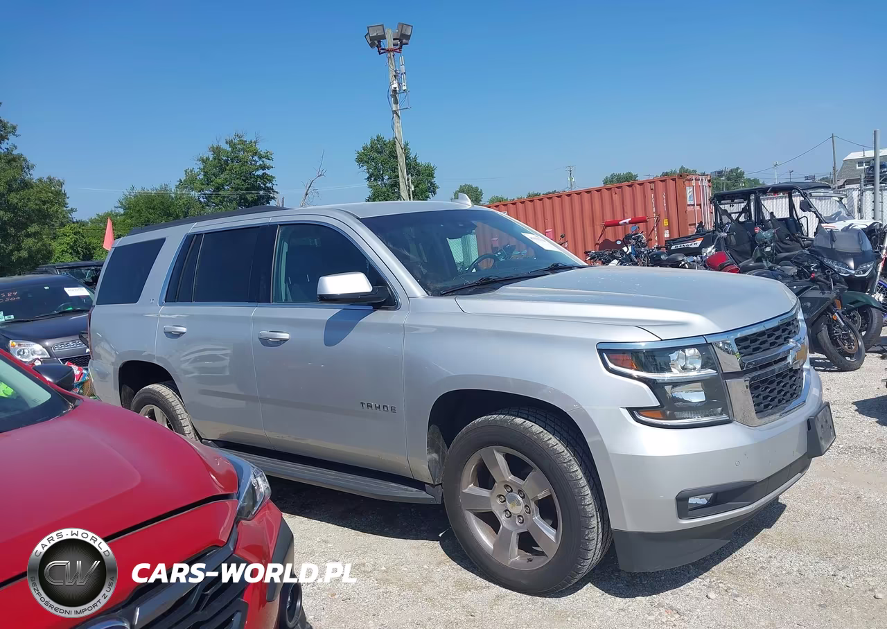 2015 Chevrolet Tahoe Lt VIN:1GNSKBKC4FR744024 - 13