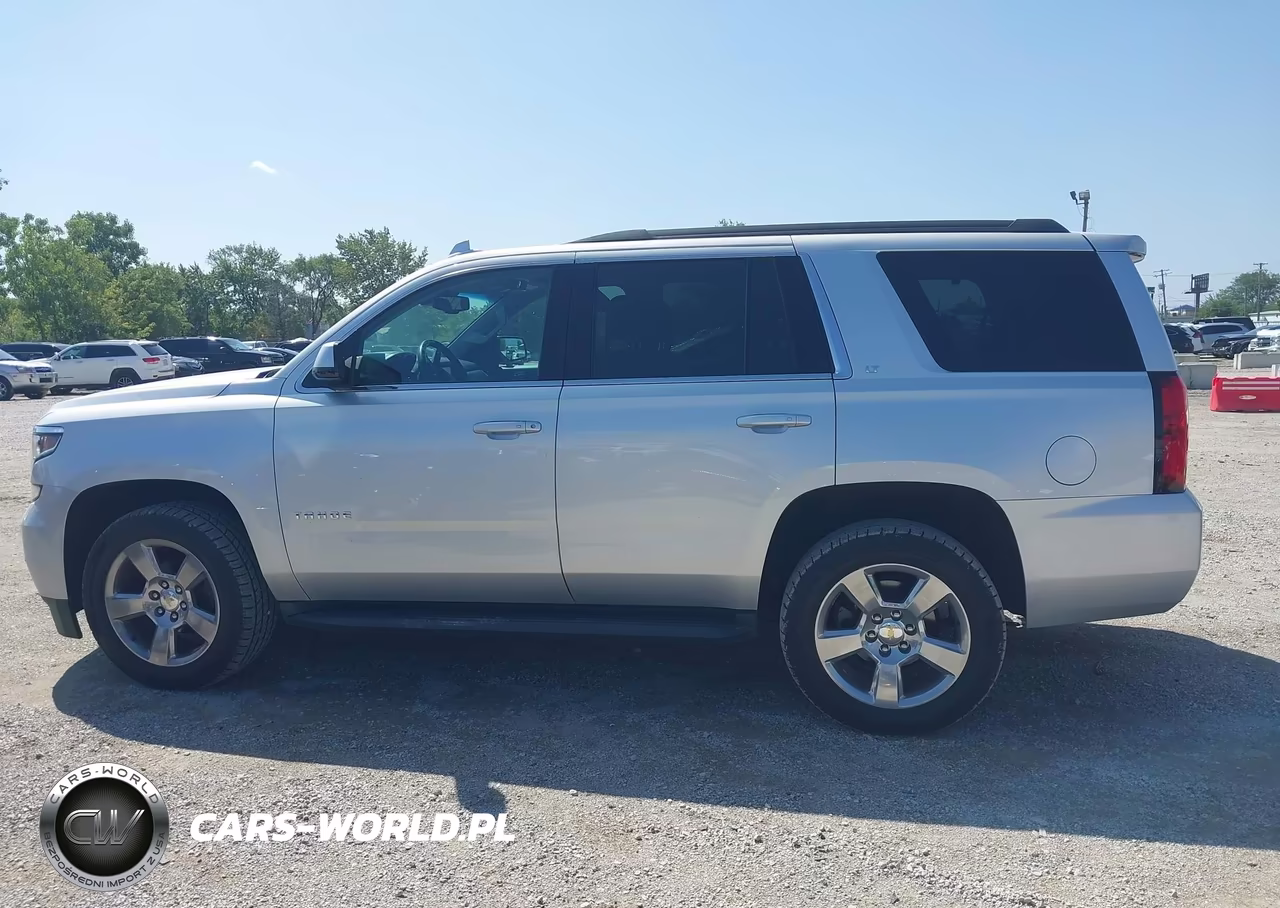 2015 Chevrolet Tahoe Lt VIN:1GNSKBKC4FR744024 - 14