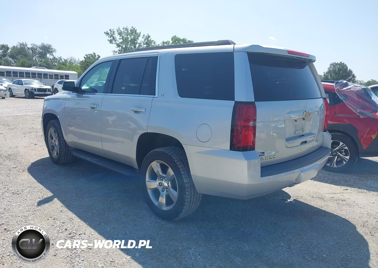 2015 Chevrolet Tahoe Lt VIN:1GNSKBKC4FR744024 - 3