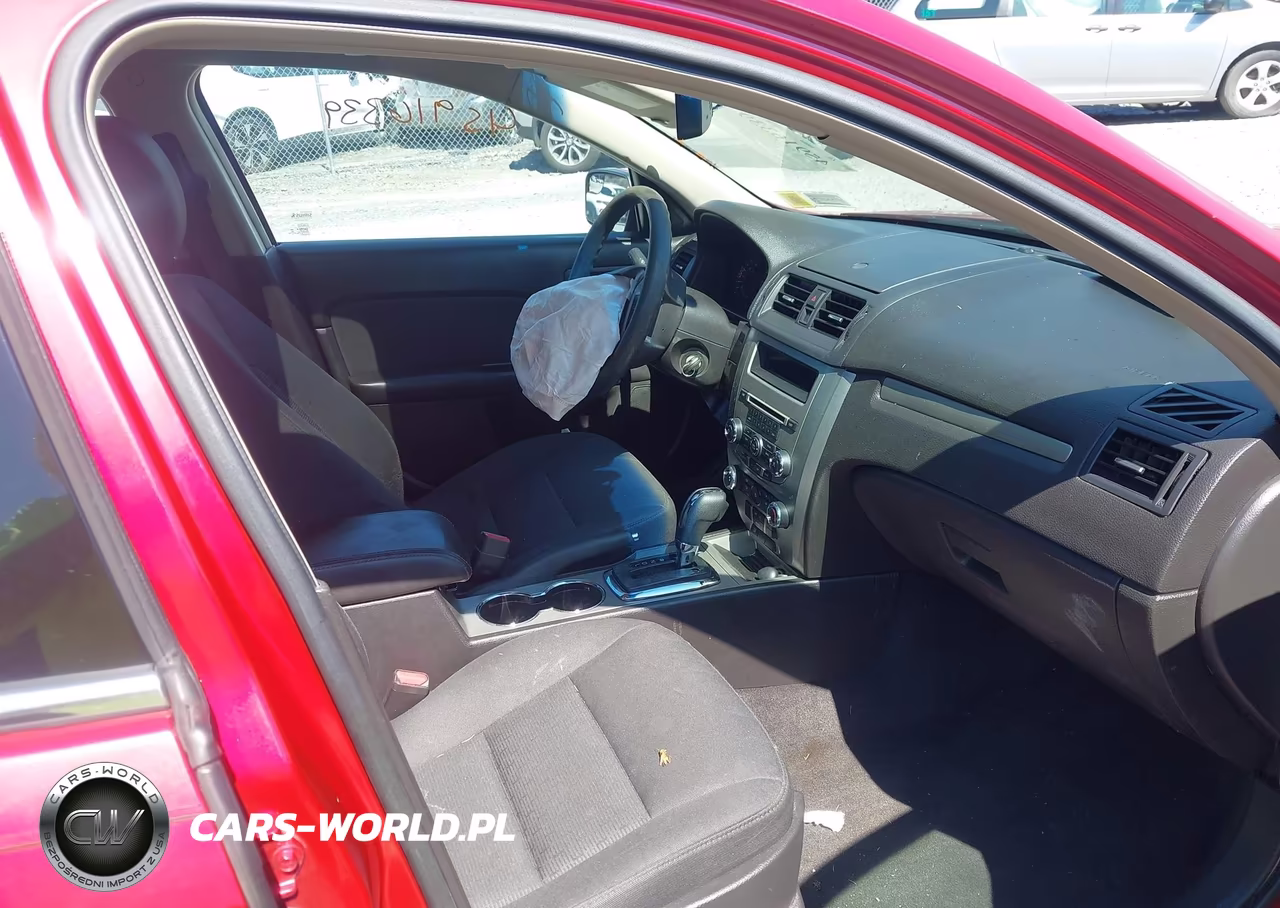 2012 Ford Fusion Se VIN:3FAHP0HA8CR408607 - 5