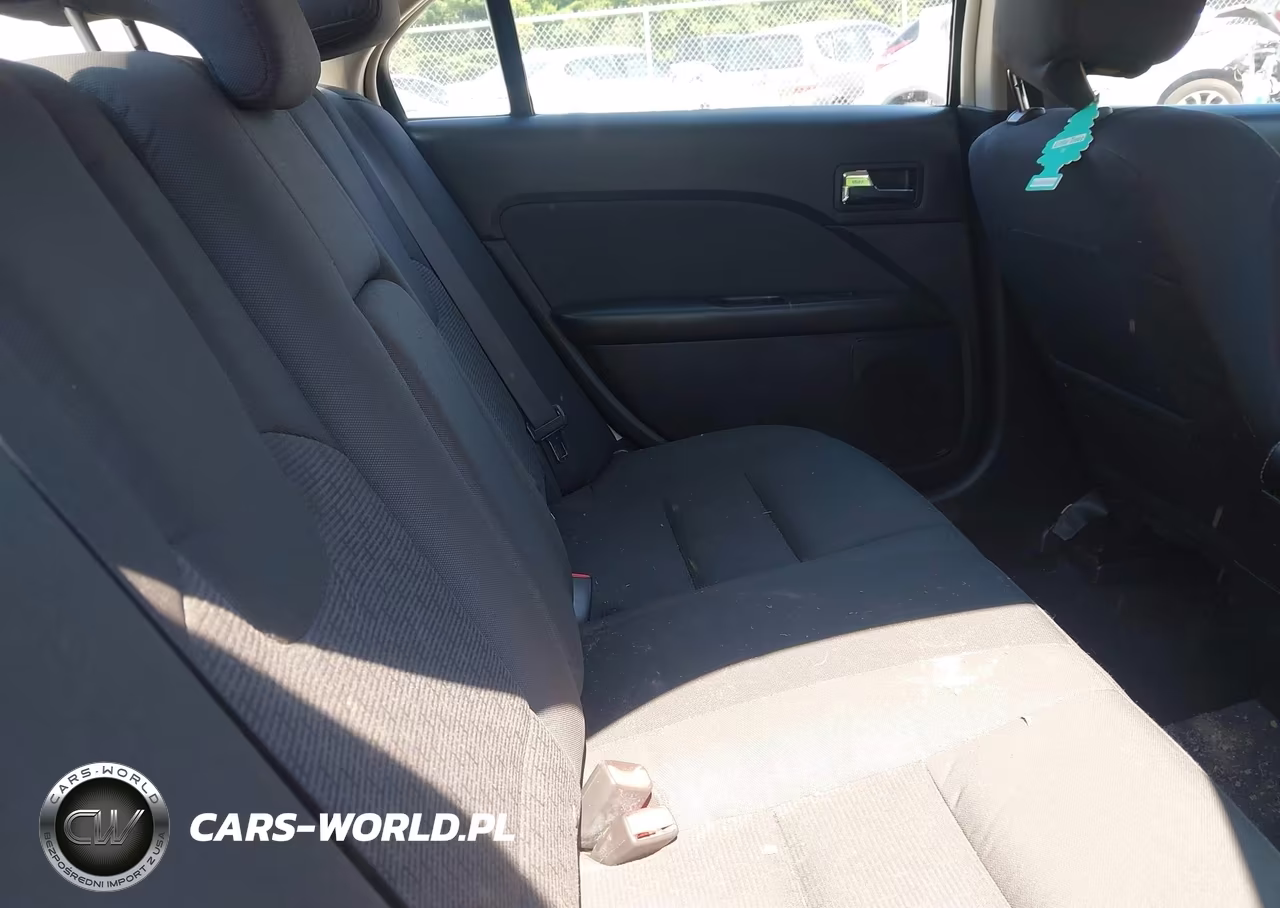 2012 Ford Fusion Se VIN:3FAHP0HA8CR408607 - 8