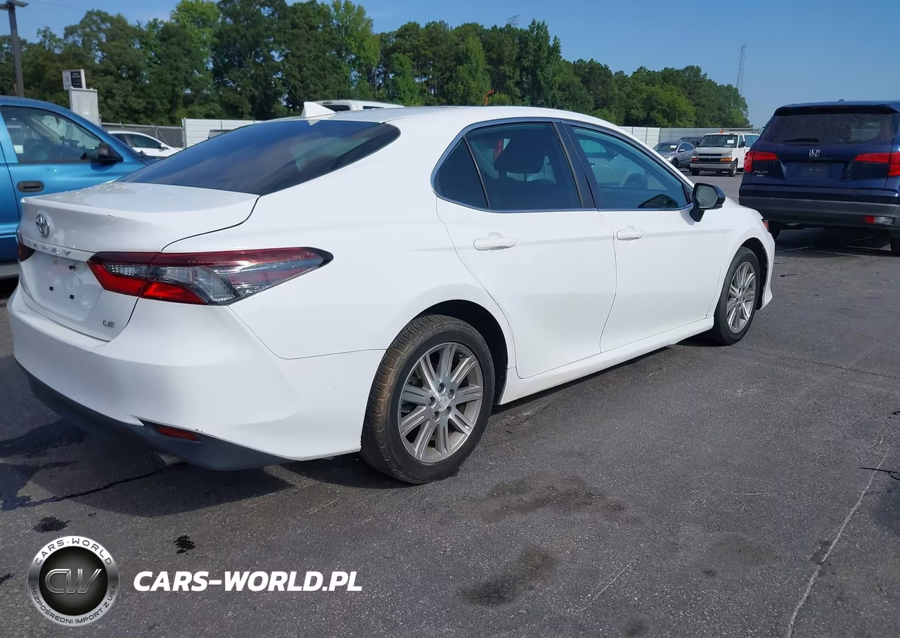 2022 Toyota Camry Le VIN:4T1C11AK6NU697749 - 4