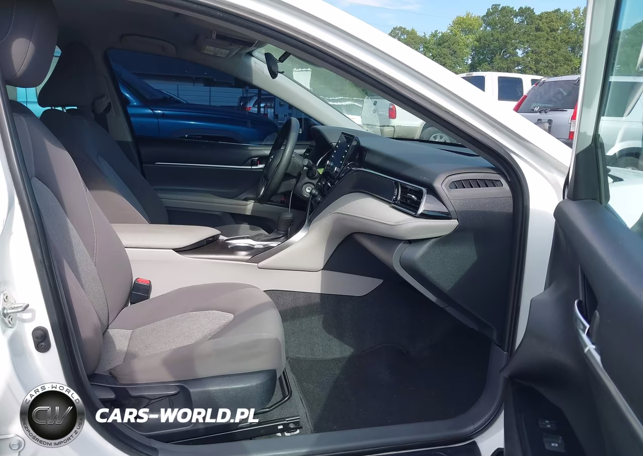 2022 Toyota Camry Le VIN:4T1C11AK6NU697749 - 5