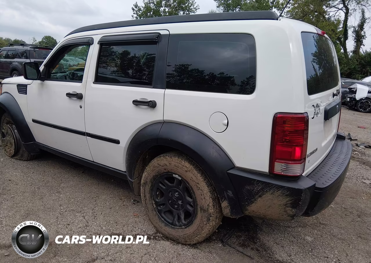 2008 Dodge Nitro Sxt VIN:1D8GT28KX8W153745 - 3