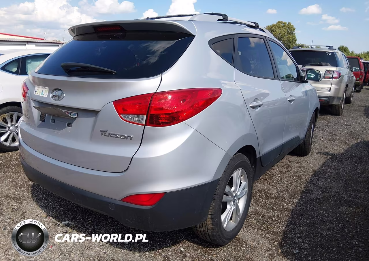 2012 Hyundai Tucson Gls VIN:KM8JU3AC9CU459152 - 4