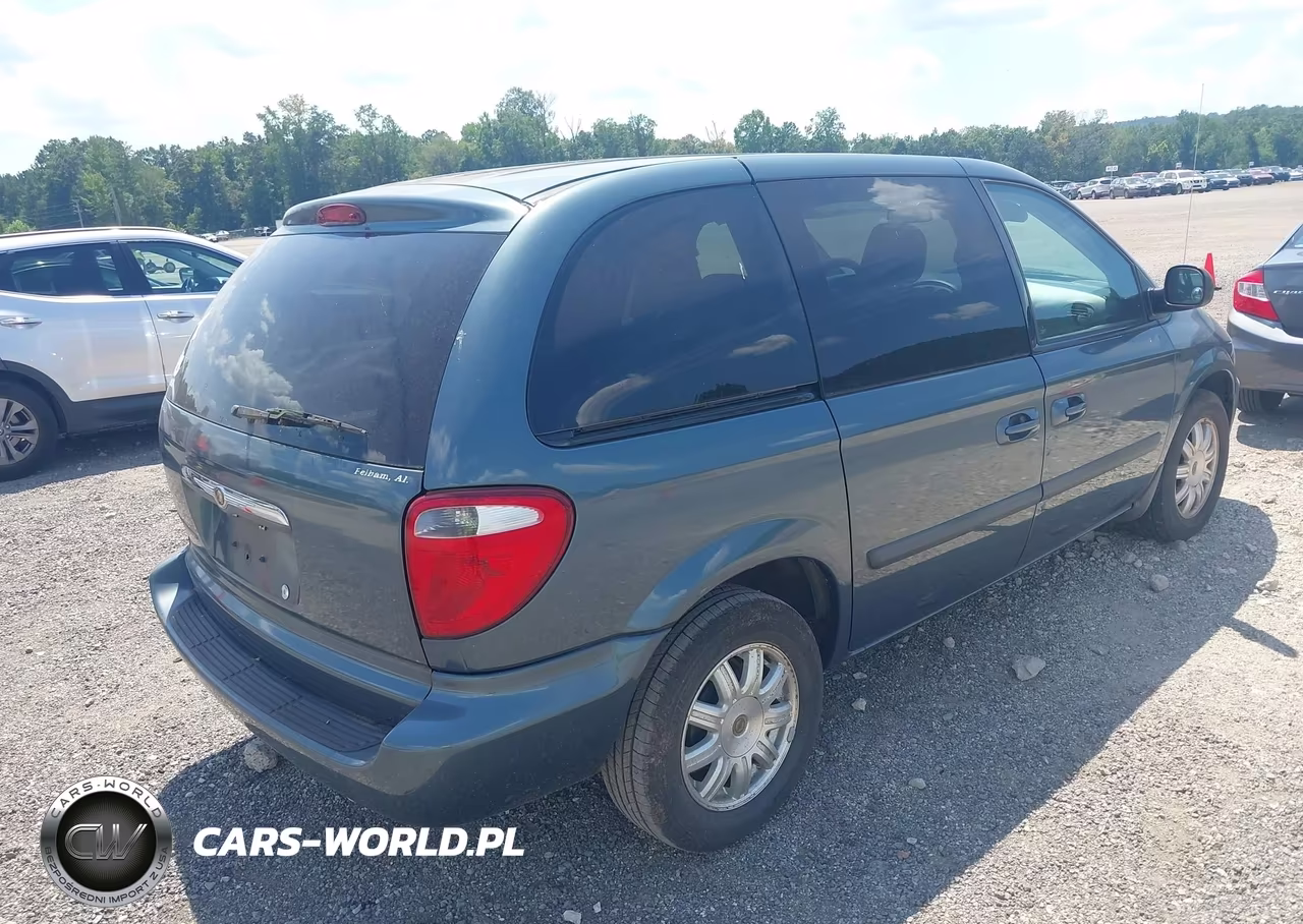 2006 Chrysler Town & Country VIN:1A4GP45R76B519529 - 4