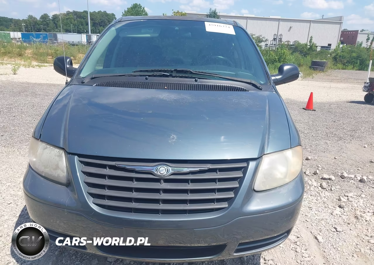 2006 Chrysler Town & Country VIN:1A4GP45R76B519529 - 6