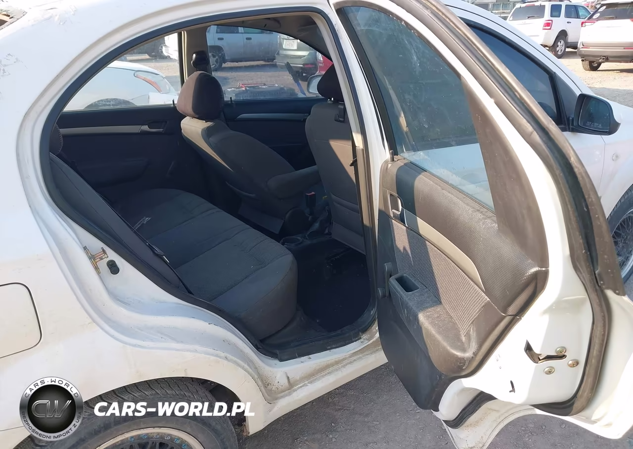 2007 Chevrolet Aveo Ls VIN:KL1TD56617B062930 - 8