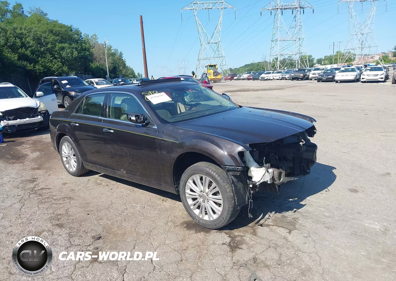 2013 Chrysler 300C Luxury Series Awd
