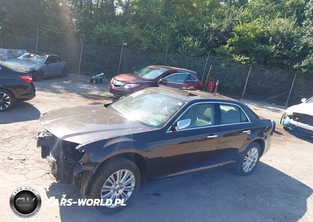 2013 Chrysler 300C Luxury Series Awd VIN:2C3CCAST2DH565910 - 6