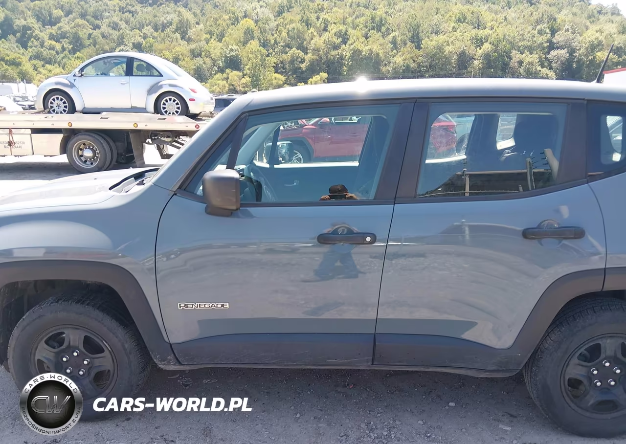 2018 Jeep Renegade Sport 4X4 VIN:ZACCJBAB0JPG92388 - 15