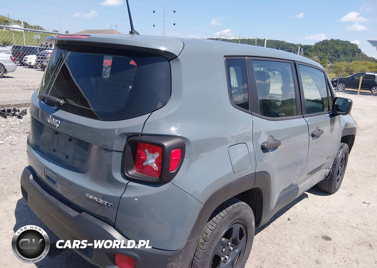2018 Jeep Renegade Sport 4X4 VIN:ZACCJBAB0JPG92388 - 4