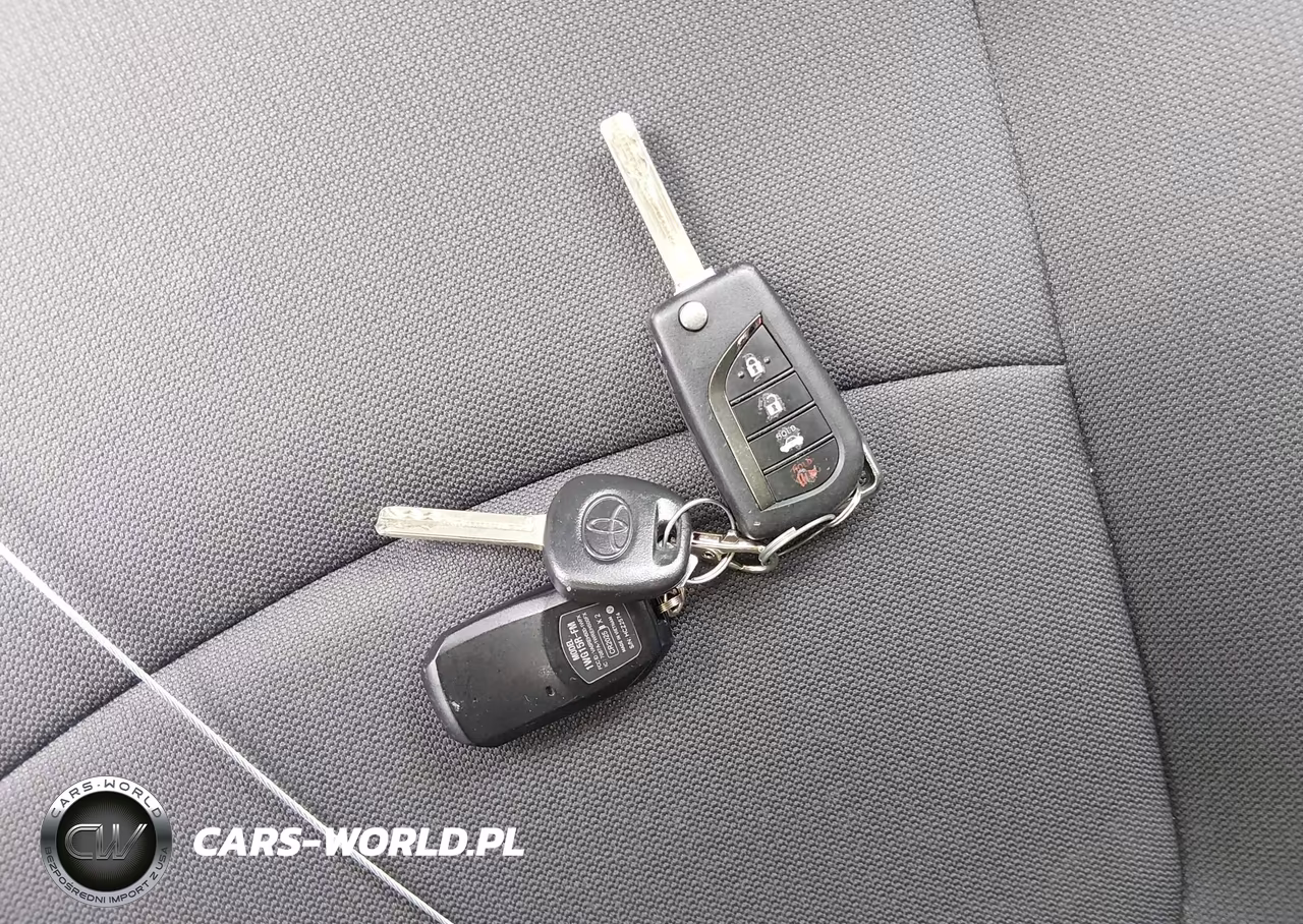 2020 Toyota Corolla Le VIN:5YFEPRAE4LP056758 - 11