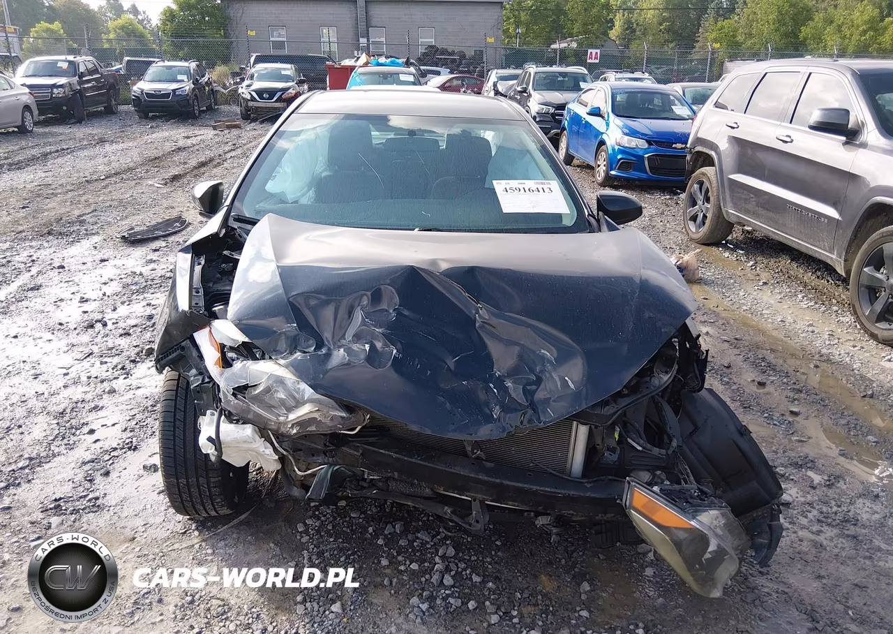 2016 Toyota Corolla Le VIN:5YFBURHE3GP500462 - 13