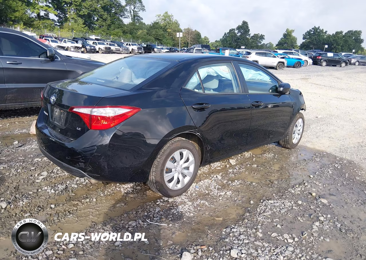 2016 Toyota Corolla Le VIN:5YFBURHE3GP500462 - 4