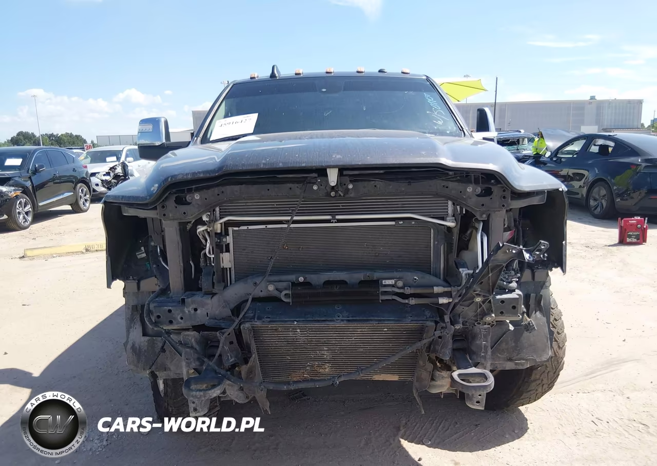 2024 Ram 2500 Laramie 4X4 6'4 Box VIN:3C6UR5FL1RG102431 - 13