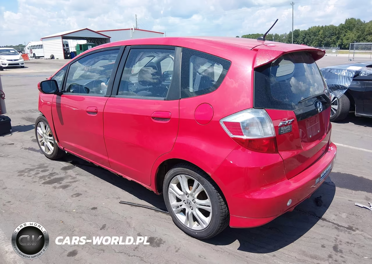 2011 Honda Fit Sport VIN:JHMGE8G56BC019507 - 3