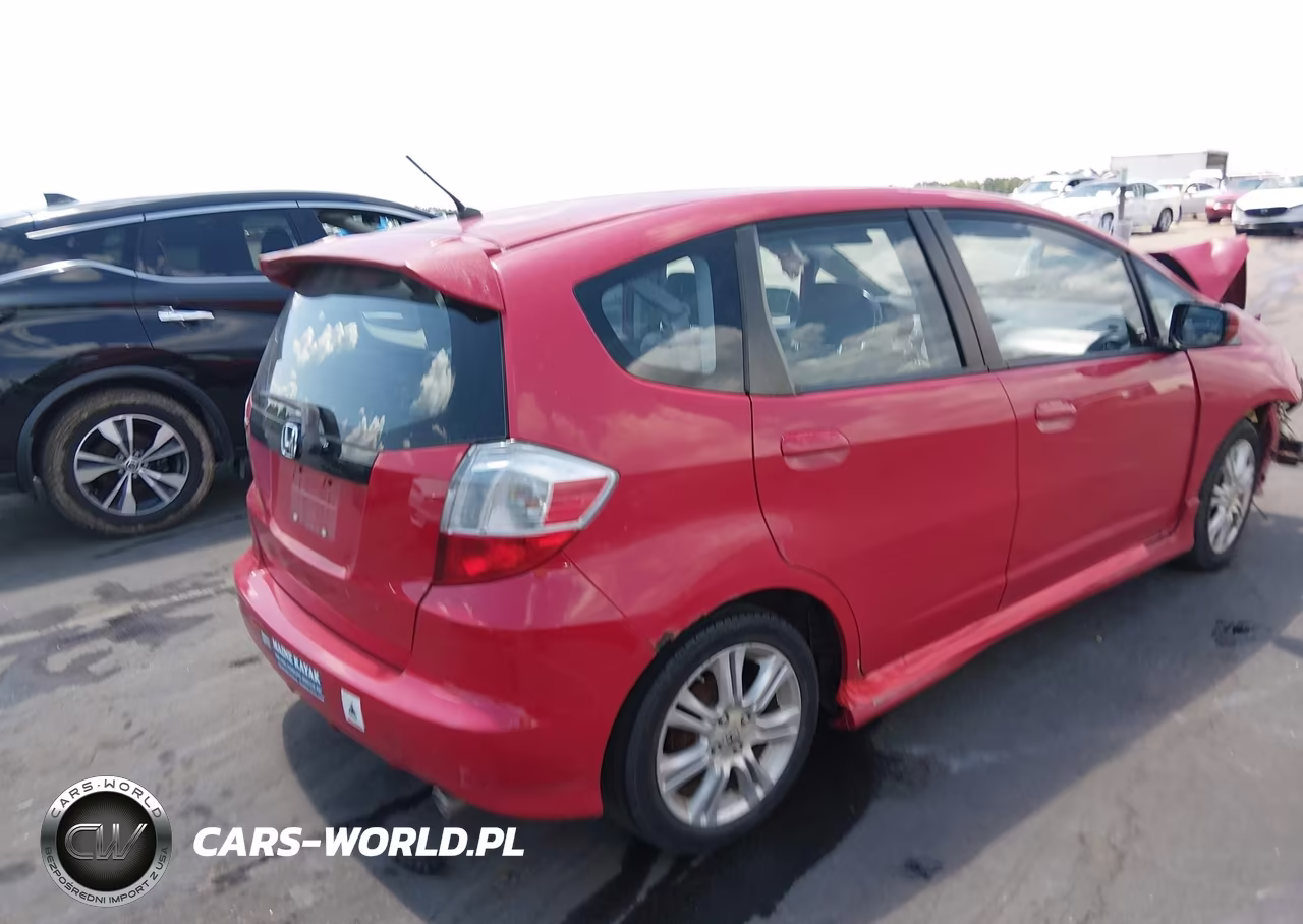 2011 Honda Fit Sport VIN:JHMGE8G56BC019507 - 4