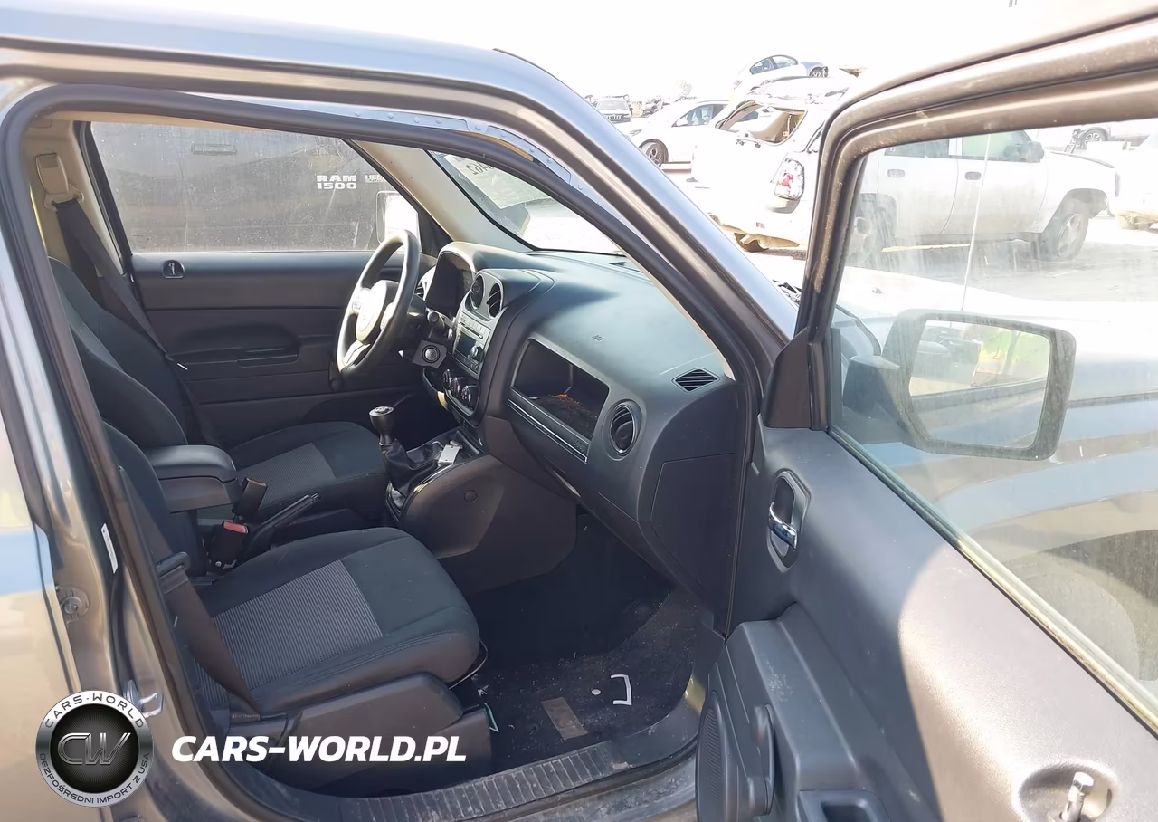 2012 Jeep Patriot Sport VIN:1C4NJPBA7CD509193 - 5