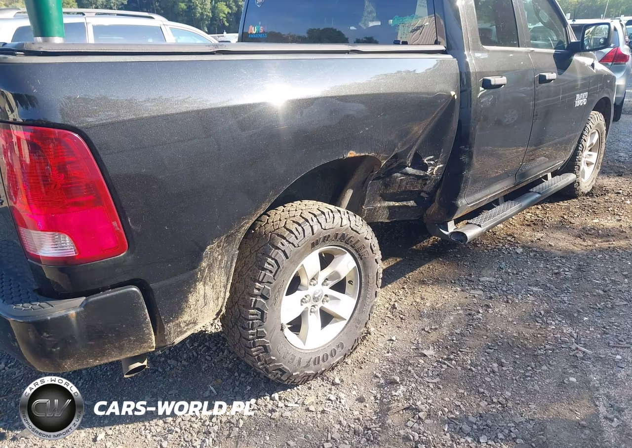 2018 Ram 1500 Express 4X4 6'4 Box VIN:1C6RR7FG4JS205246 - 6
