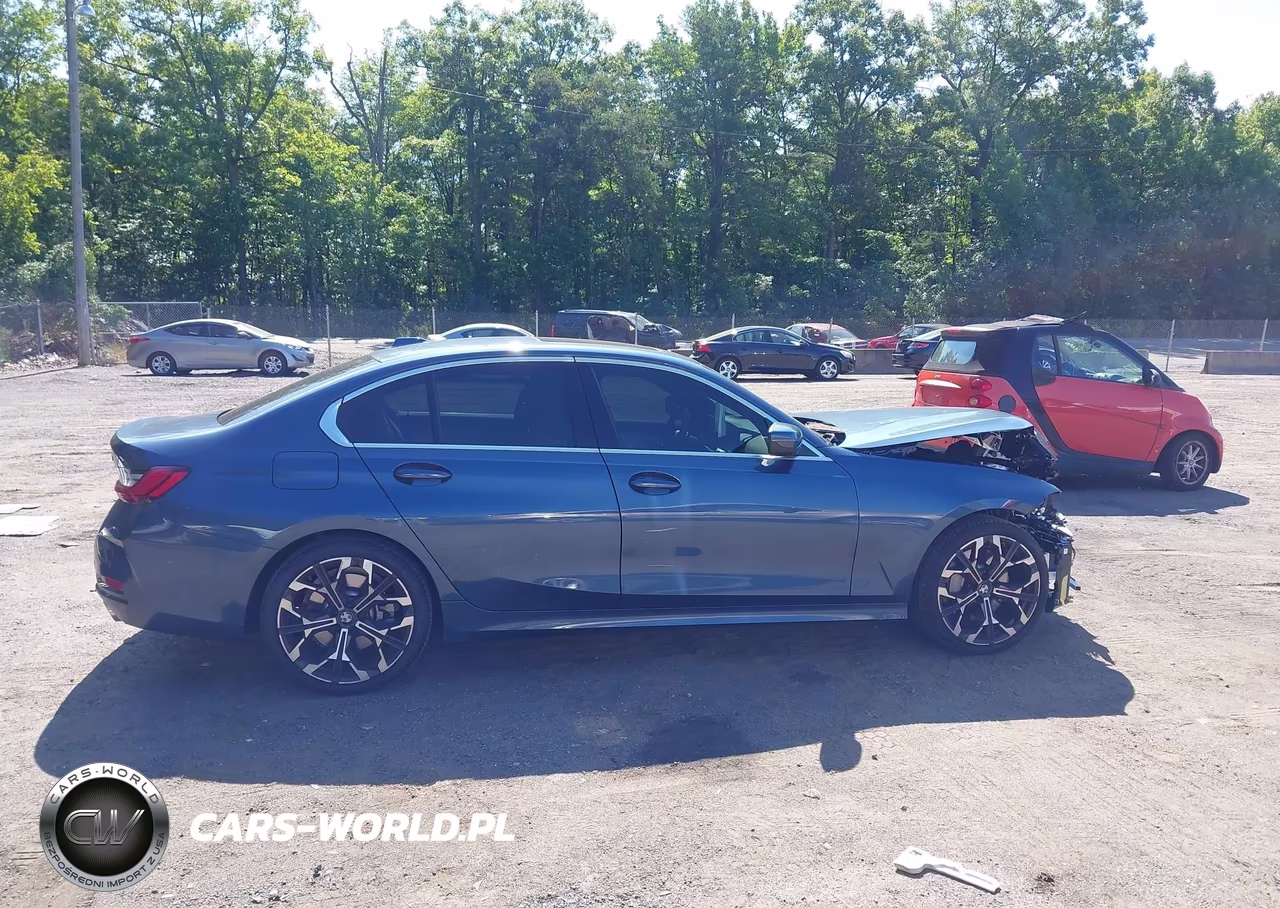 2025 BMW 330I xDrive VIN:3MW89CW05S8F42010 - 13