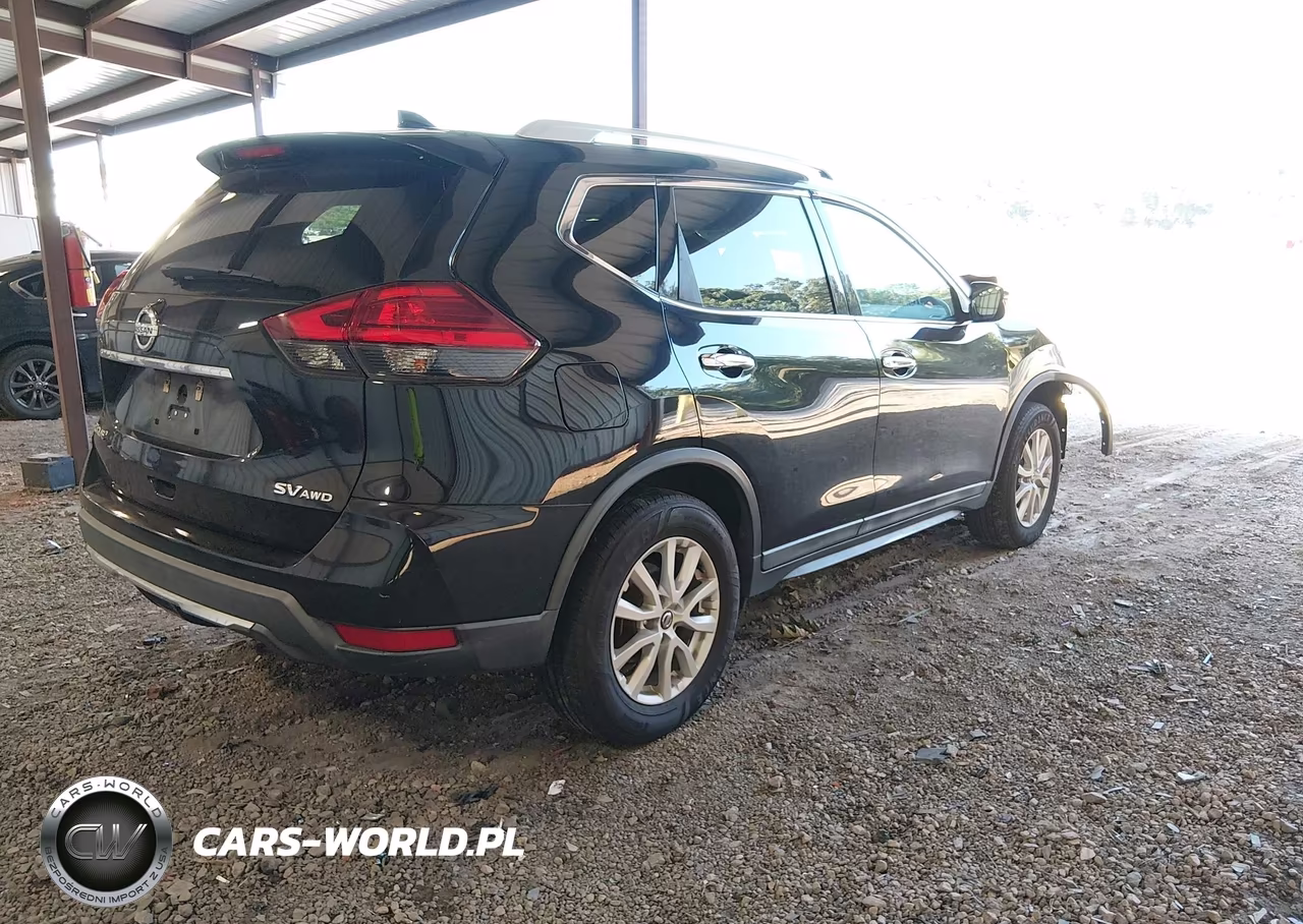 2017 Nissan Rogue Sv VIN:5N1AT2MV1HC851579 - 4