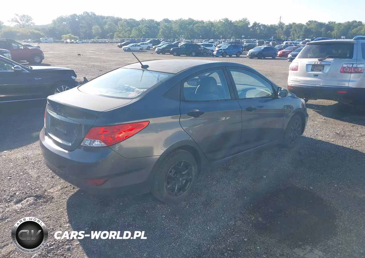 2012 Hyundai Accent Gls VIN:KMHCT4AE8CU051583 - 4