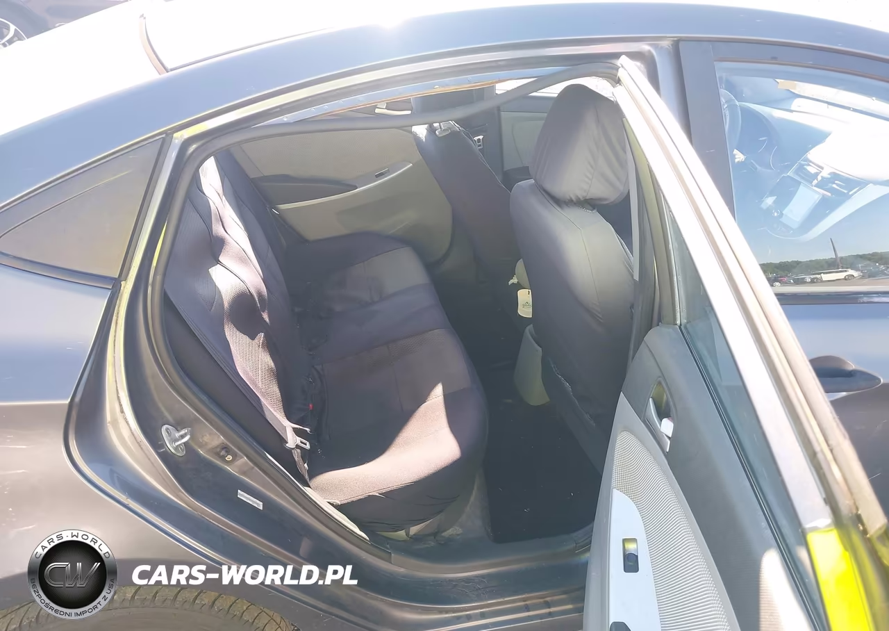 2012 Hyundai Accent Gls VIN:KMHCT4AE8CU051583 - 8