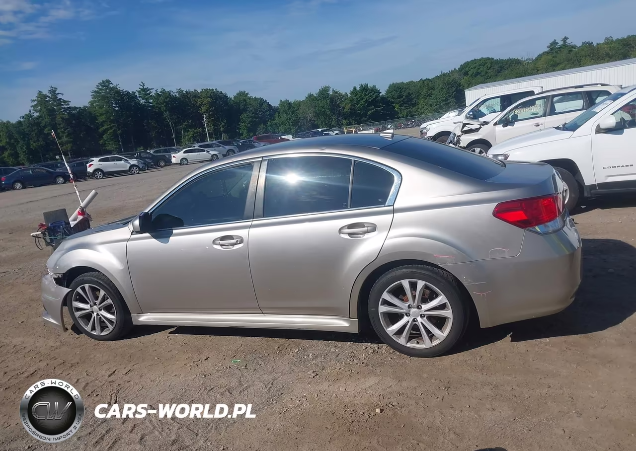 2014 Subaru Legacy 2.5I Premium VIN:4S3BMBC60E3027732 - 14