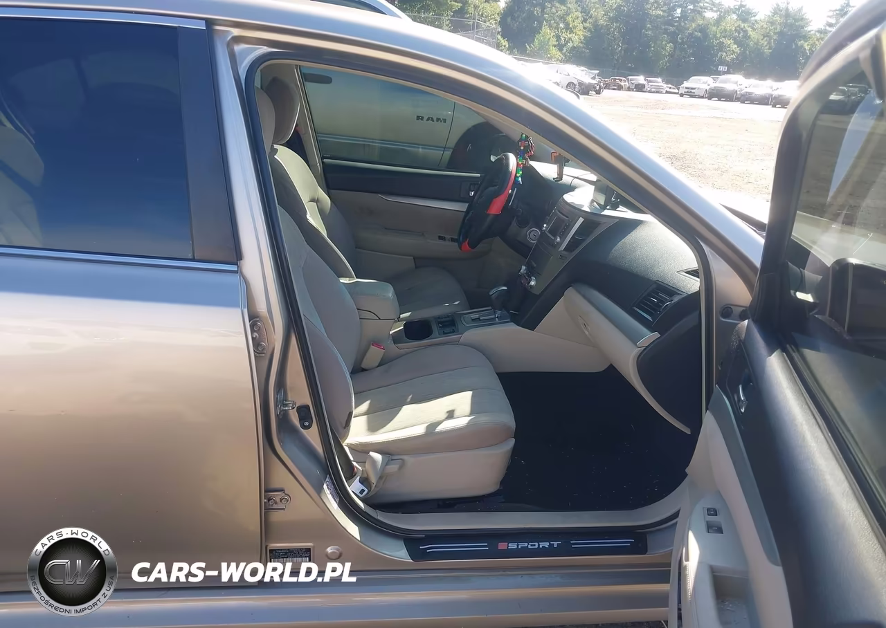 2014 Subaru Legacy 2.5I Premium VIN:4S3BMBC60E3027732 - 5