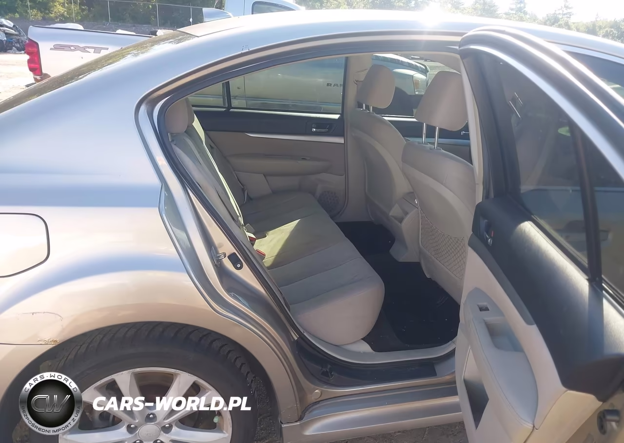 2014 Subaru Legacy 2.5I Premium VIN:4S3BMBC60E3027732 - 8