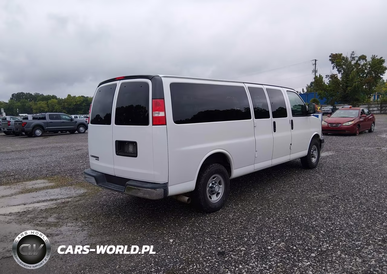 2016 Chevrolet Express 3500 Lt VIN:1GAZGPFF3G1316769 - 4