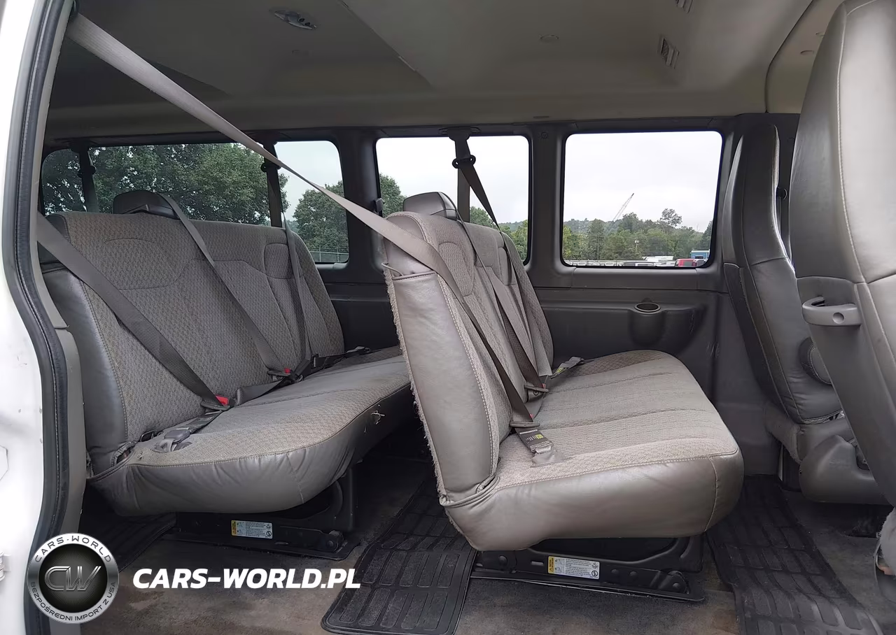 2016 Chevrolet Express 3500 Lt VIN:1GAZGPFF3G1316769 - 8