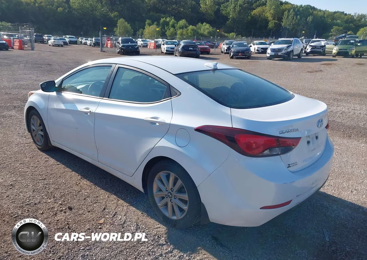 2016 Hyundai Elantra Se VIN:5NPDH4AE9GH745547 - 3