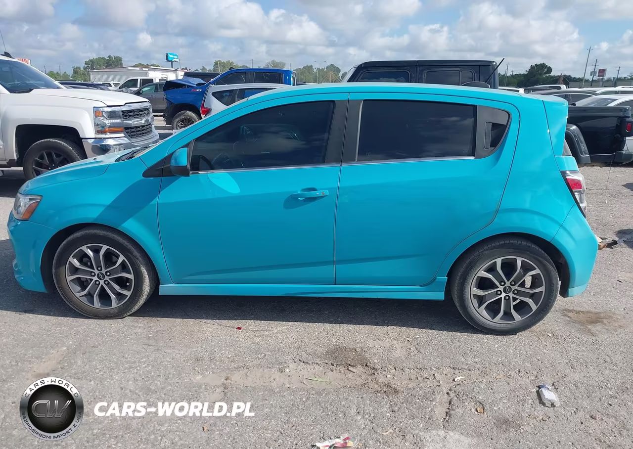 2020 Chevrolet Sonic Fwd Lt 5-Door VIN:1G1JD6SB1L4107784 - 14
